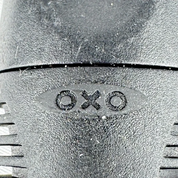 OXO Good Grips Nylon Ladle - Picture 3 of 3